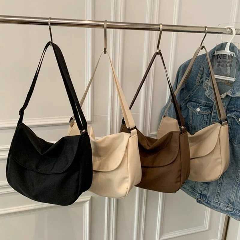 Solid Color Women Crossbody Bag Simple Ladies Shoulder Bag Waterproof Nylon WomenS Handbags Fashion Messenger Bag Women W251028