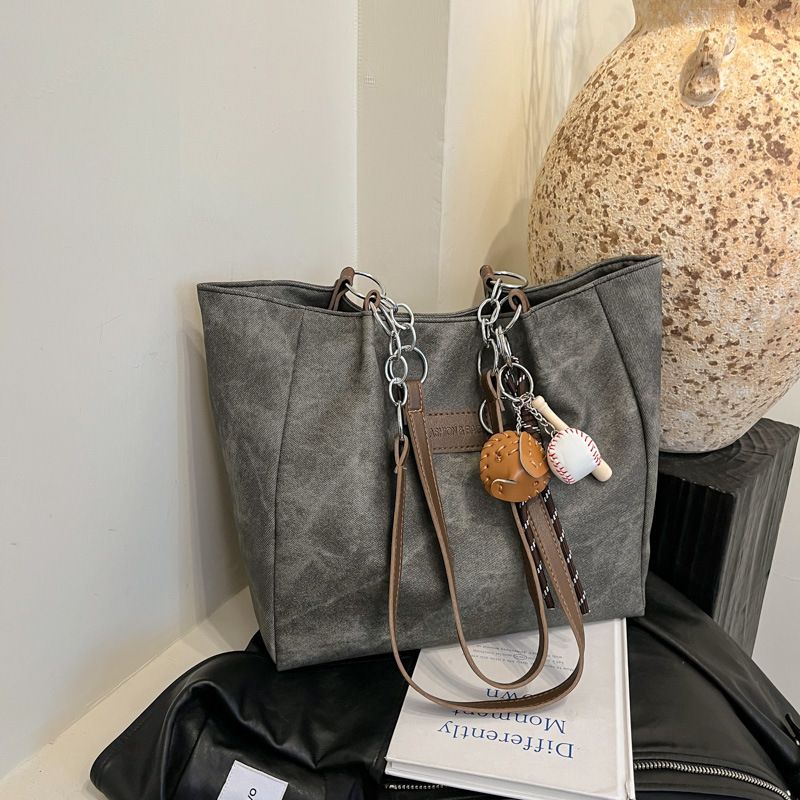 Free Delivery Designer Bag Denim Large Capacity Commuting Shoulder 2025 Winter New Versatile Ins This Year's Popular Casual Tote Luxury Bag