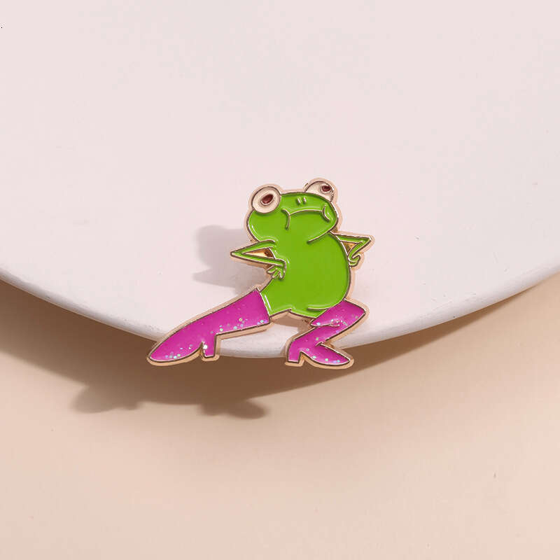 Funny Frog Wearing Pink Boots Animal Brooch Metal Badge Enamel Gift Lapel Pin