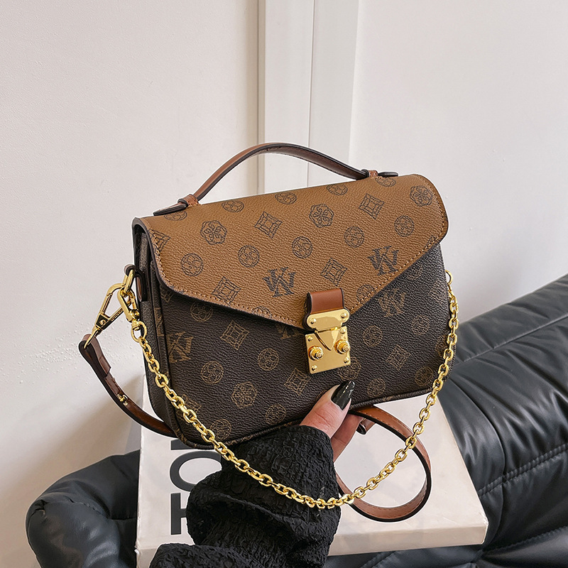 Free Shipping Designer Fashion Bags Totes Vintage Monogram Tote Bag Retro Charm Meets Modern Practicality