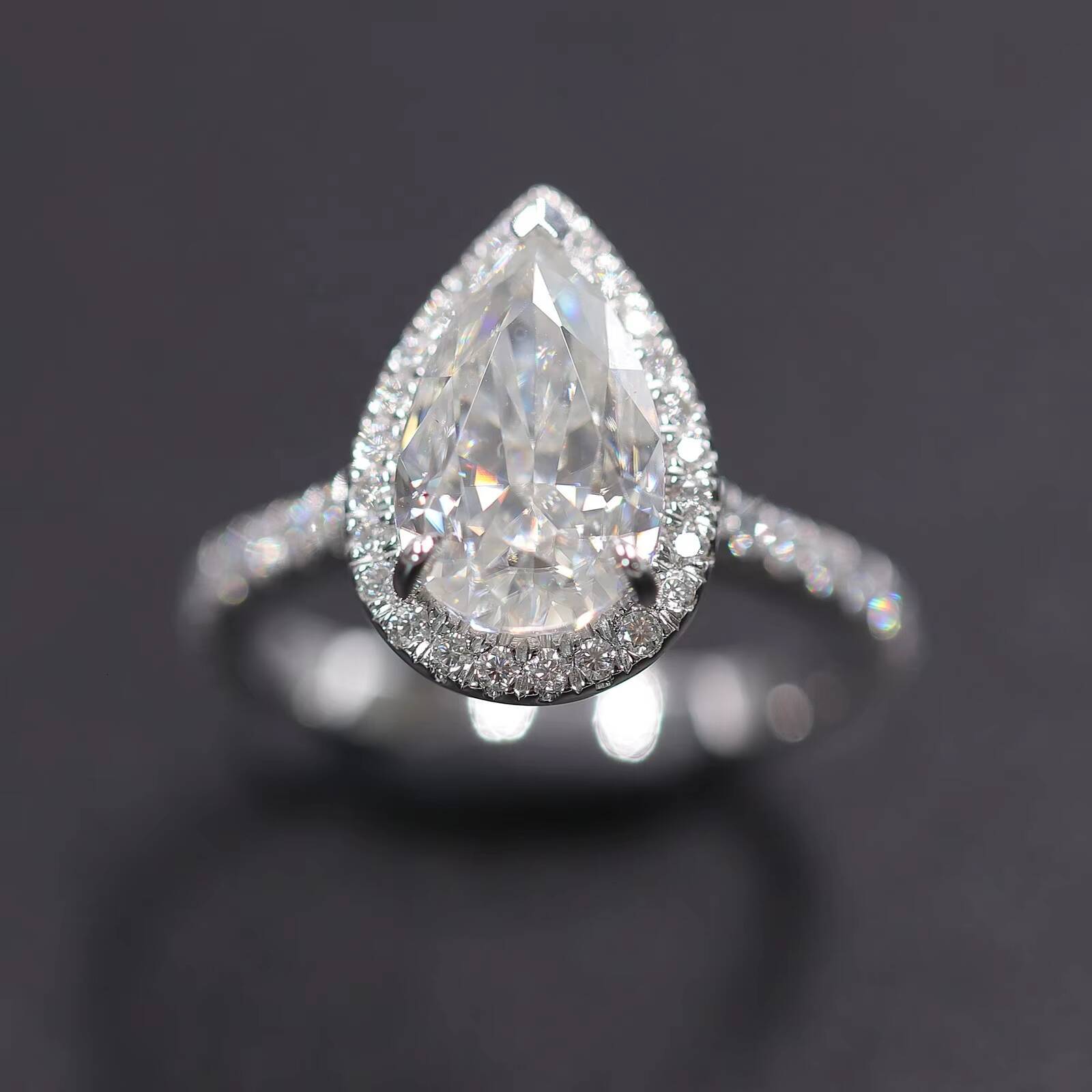 Hot Sales 3ct Pear Moissanite Engagement Ring 7x11mm Pear Cut halo Ring Band Micro Pave Stonek 14K White Gold Rings for Bridal