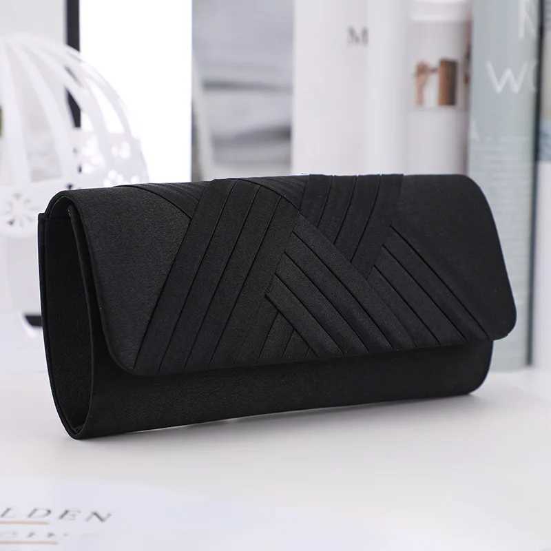Womens solid color striped dinner bag Chain shoulder bag Portable personalized storage bag Party wedding evening gown bag H251027