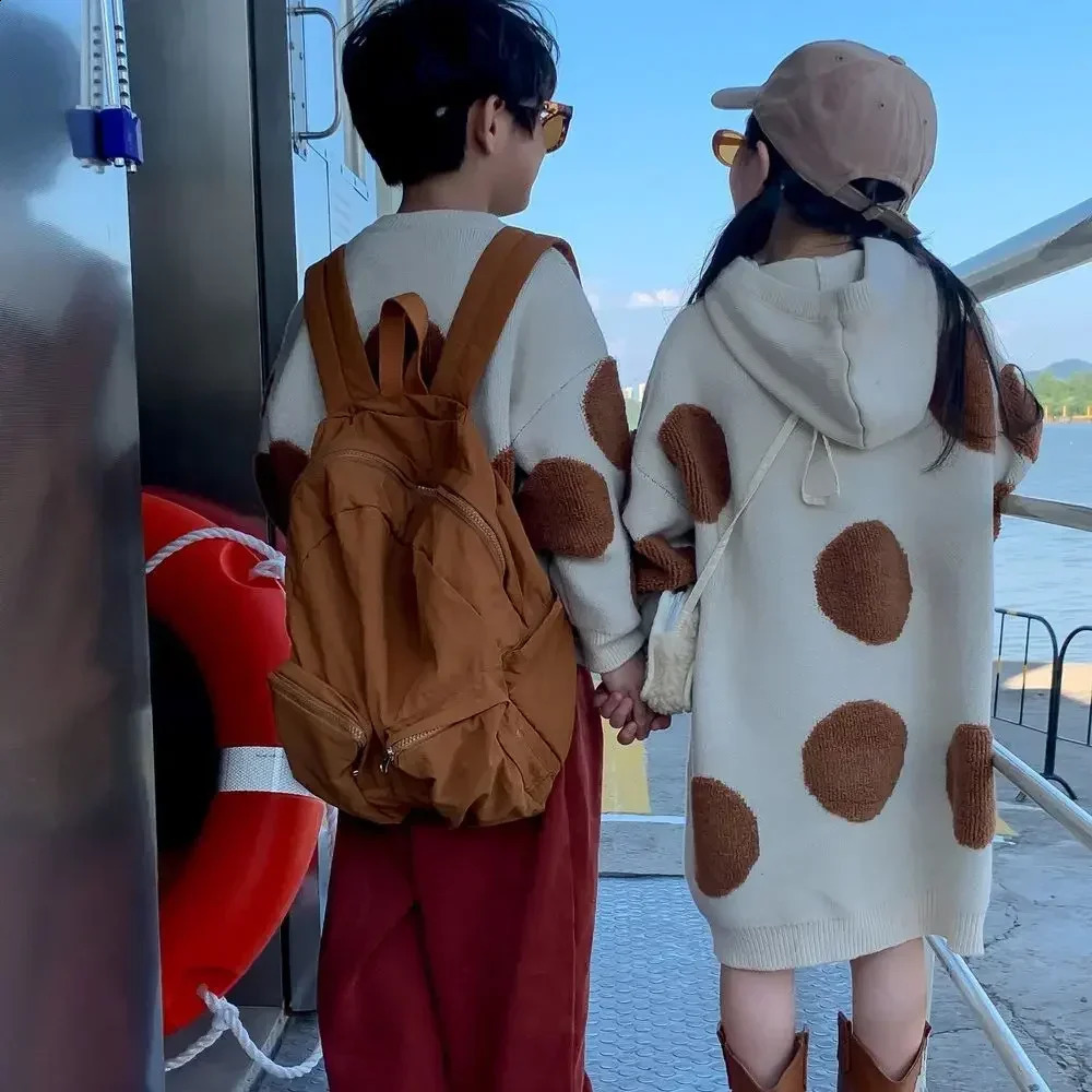 7072 Boys and Girls Sweaters Knitted Dots Tops Pullovers for Children Long Sleeve Autumn and Winter Outfits Brother Sister 251027