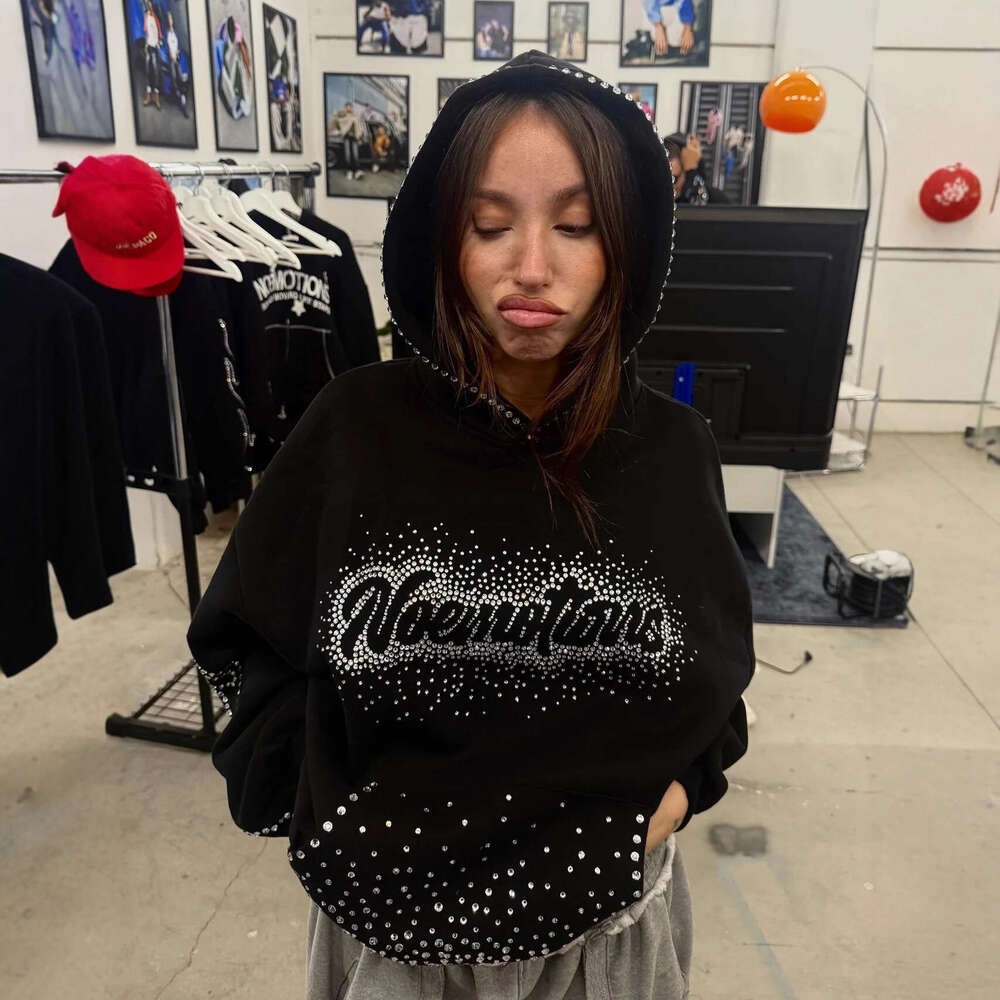 Fashion Trendy Personality Street Hip-Hop Shiny Diamond Letter Design Loose Pullover Hoodie for Men and Women