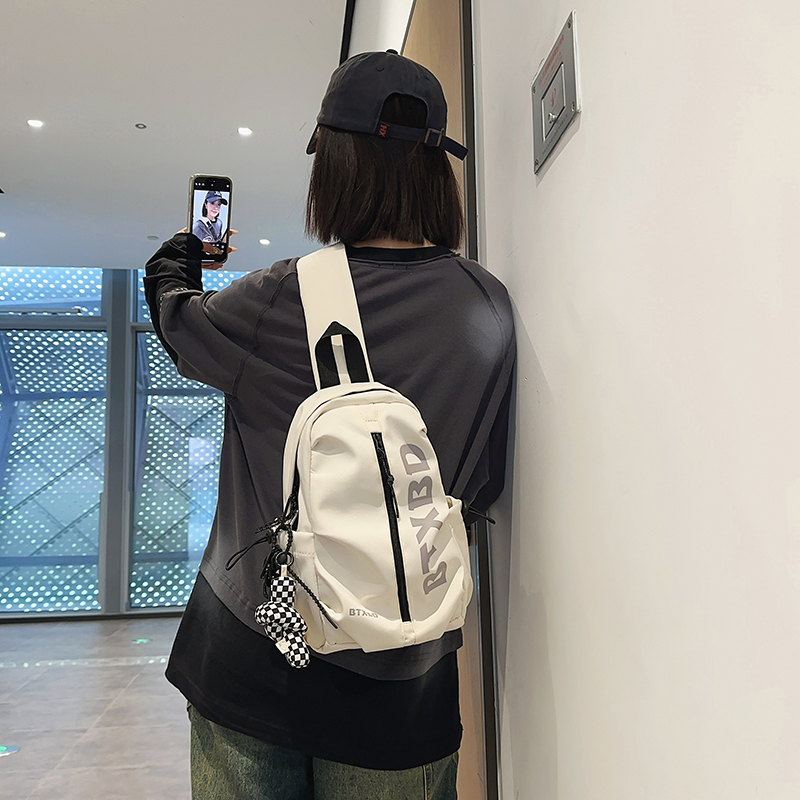 Versatile Unisex Lightweight Ins Style Casual Chest for Outdoor Travel with Unique Design Crossbody Shoulder Bag