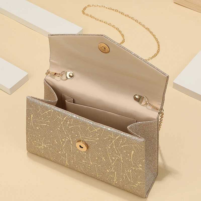 HighEnd Clamshell Shoulder Bag New Design Light Fashion Temperament Dinner Bag Travel Storage for Stylish Diners H251027