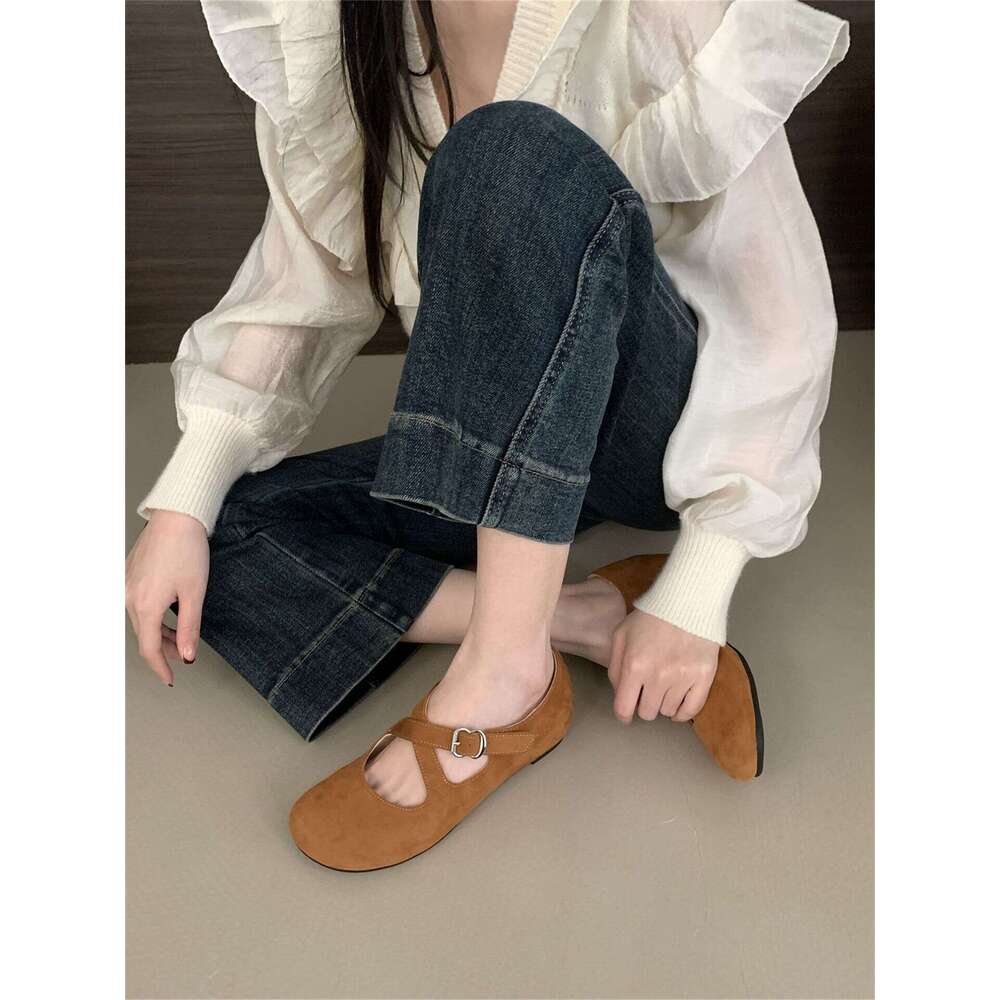 2025 Autumn and New French Style Elegant Hidden Designer Shoe Heel Evening Cross Strap Buckle Single Shoes