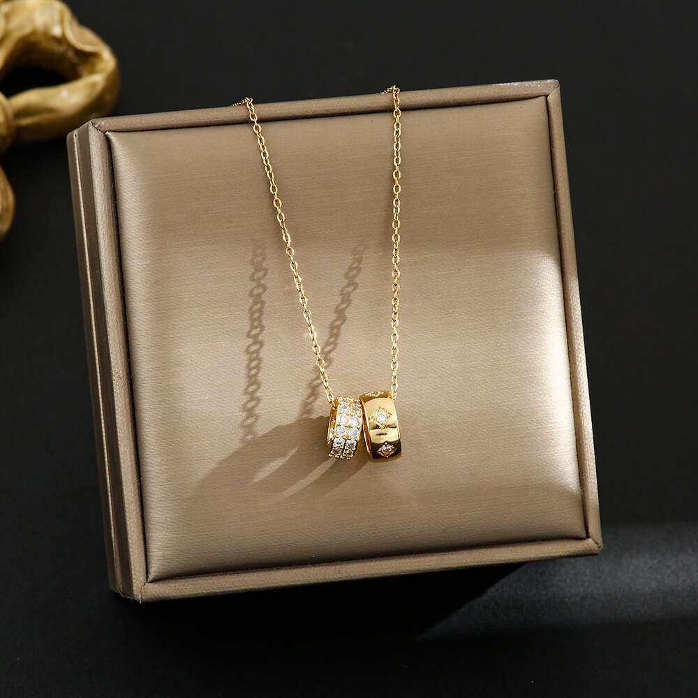 Korean Version Simple Sparkling Dia Carved Round Pendant Titanium Steel Necklace for Women Versatile Personality Ins Style Trend Collarbone Chain