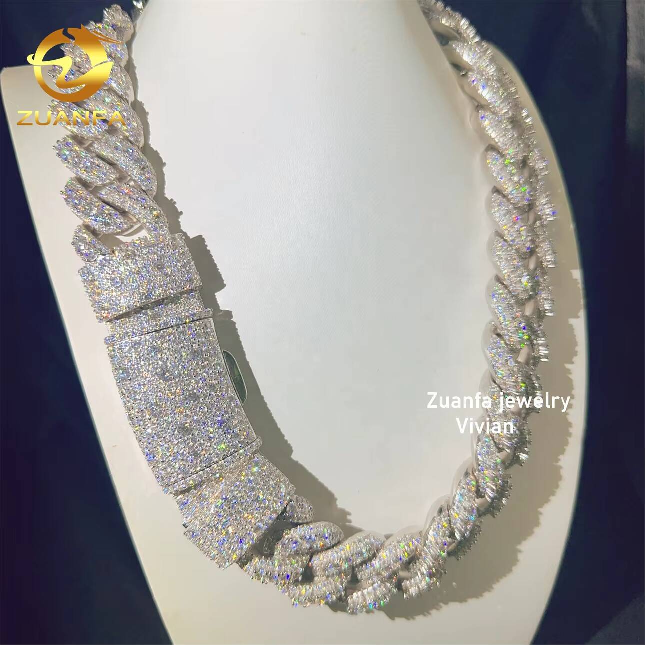 Sterling Silver 925 VVS Moissanite Diamond Cuban Link Moissanite 28mm Iced Out Hip Hop Cuban Link Chain Necklace