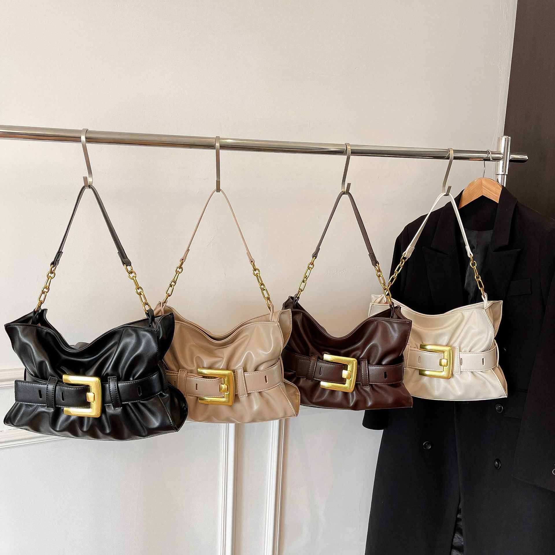 Internet Celebrity Same Style Niche Design Belt Buckle Handheld Underarm Bag Wrinkled Cloud Commuting Casual Fashion Versatile Women's Bag