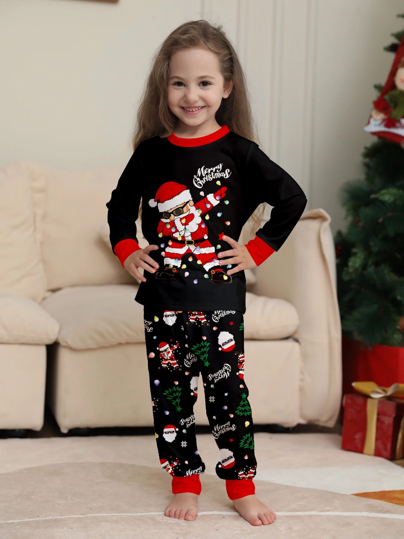 Family Matching Christmas Pajamas Set with Santa Claus Print Festive Xmas Loungewear 251027