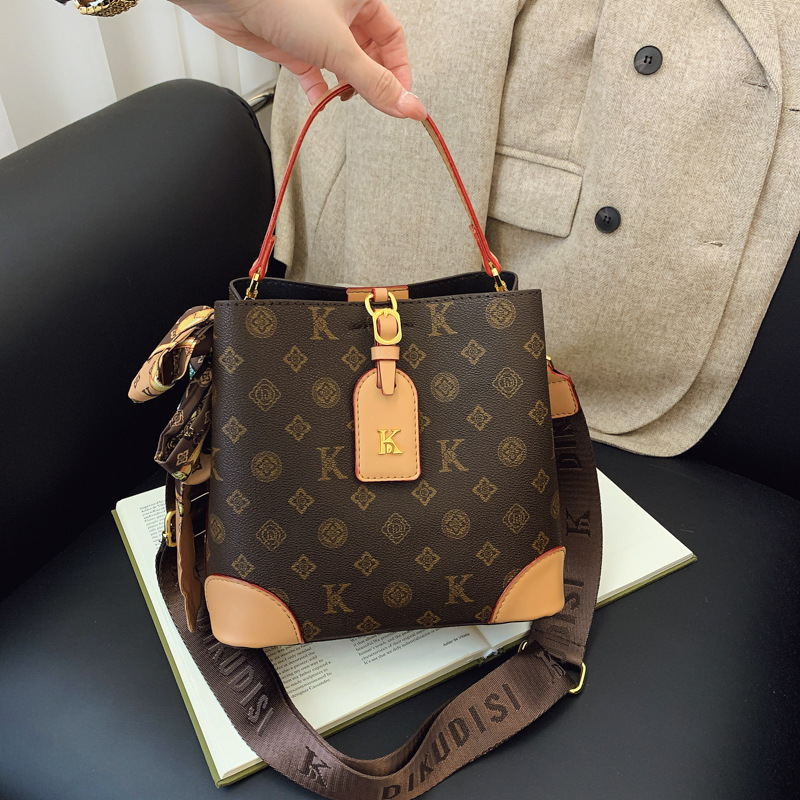 Designer Bag Floral Print Bucket Bag for Women, 2025 New Spacious Shoulder Bag, Versatile Top Handle Purse Free Shipping