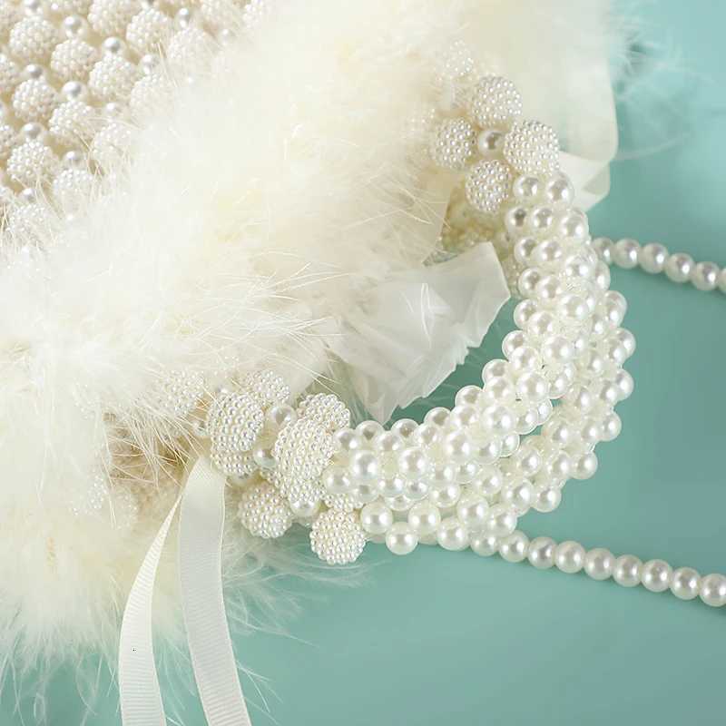 Elegant Pearl Feather Trim HandHeld Dinner Bag Ladys Pocket Chain Wedding Party Dress Gift Bag H251027