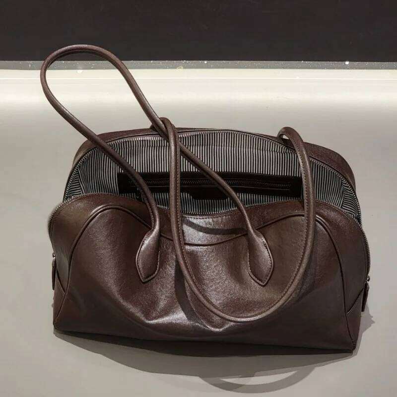 Designer Bags Vegetable Tanned Cowhide Briefcase Retro Premium Minimalist Boston Large Capacity Leather Versatile Underarm Women's Bag Hot Sellin