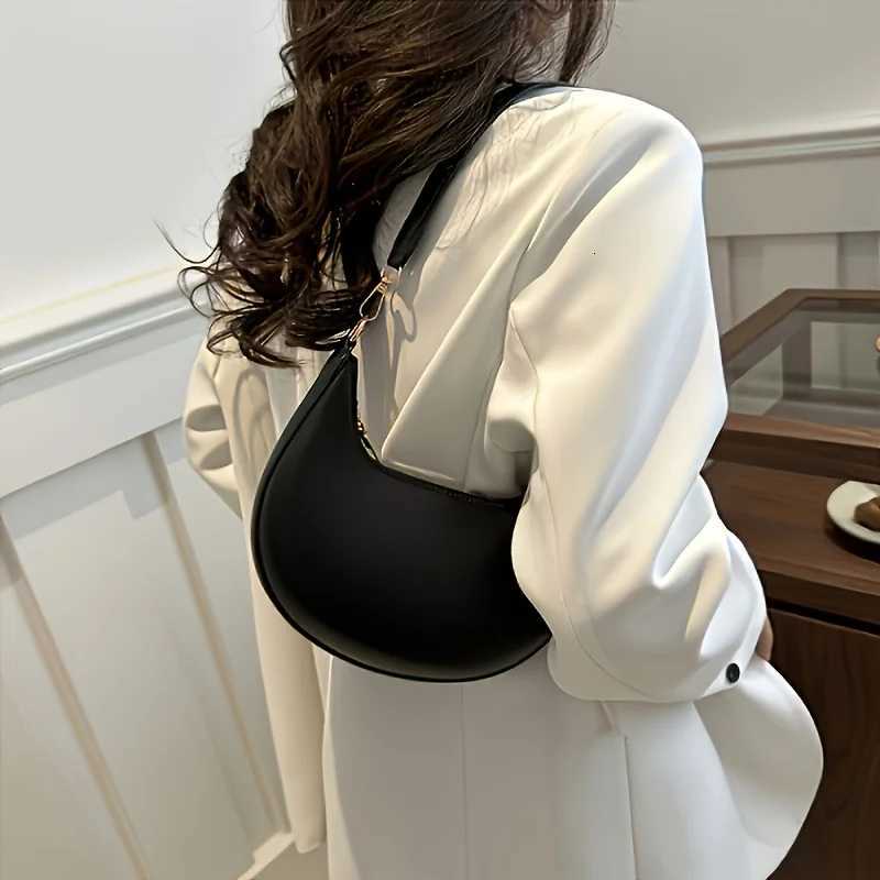 Vintage Tote Bag Retro Half Moon Pu Leather Handbag Shoulder Bags for Women Detachable Strap Zipper Closure Polyester LiningT251028