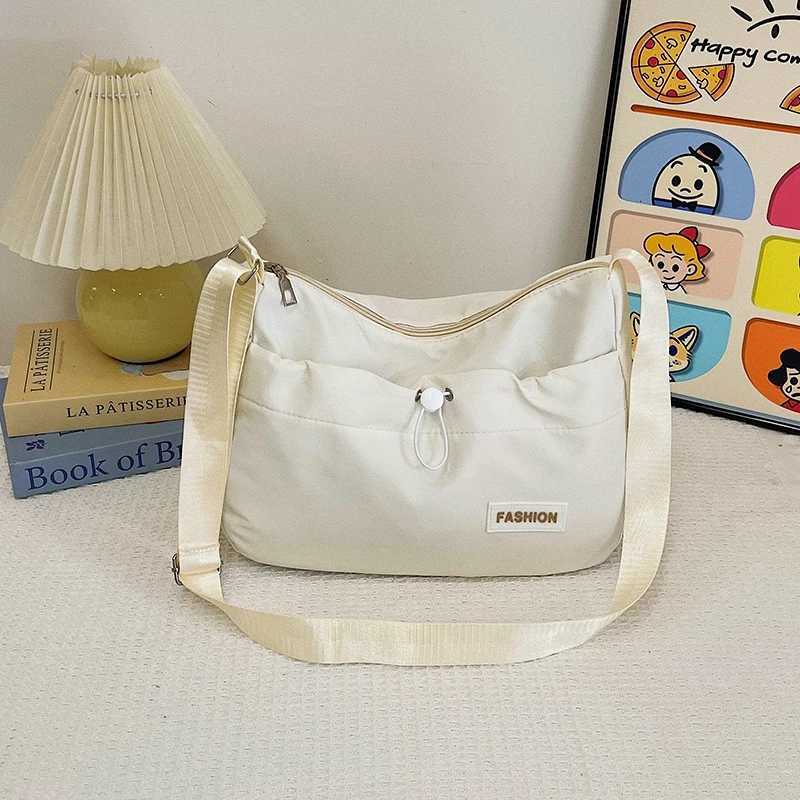 New Womens Bag Single Shoulder Commuter Crossbody Bag Suitable For Students And Casual Wear AllInclusive PlainColored BagT251028