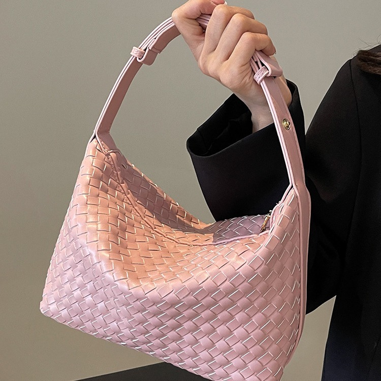 Luxury Brand Designer Bag Underarm Bag For Women Large Capacity 2024 New Fashion Niche Design Single Shoulder Handbag Trendy Pillow Bag This Year