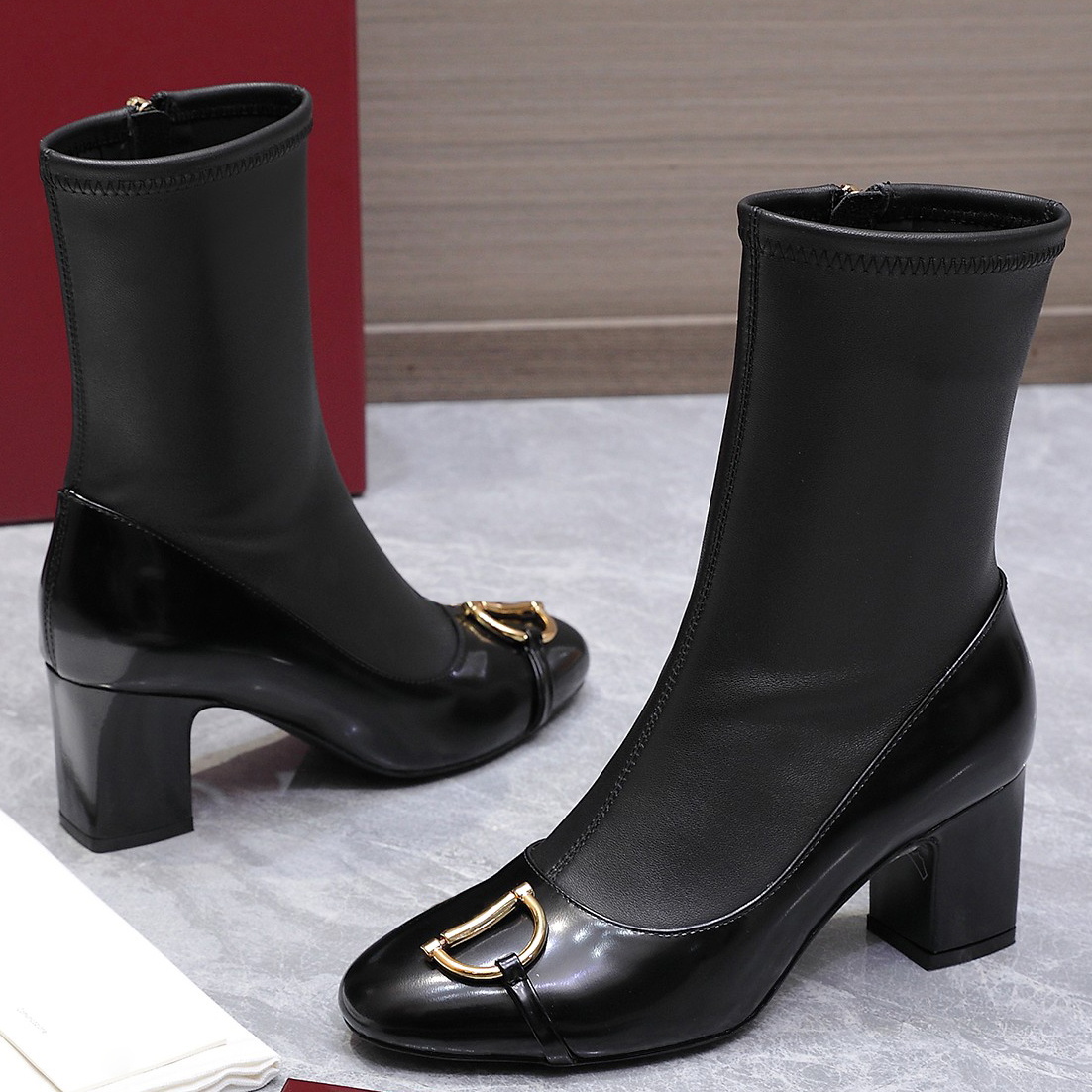 boots heels Designer Women Ankle boots with Hardware buckle thick-soled high heels Casual Genuine Leather Zip Party Boots Size 35-42 With Luxury Box