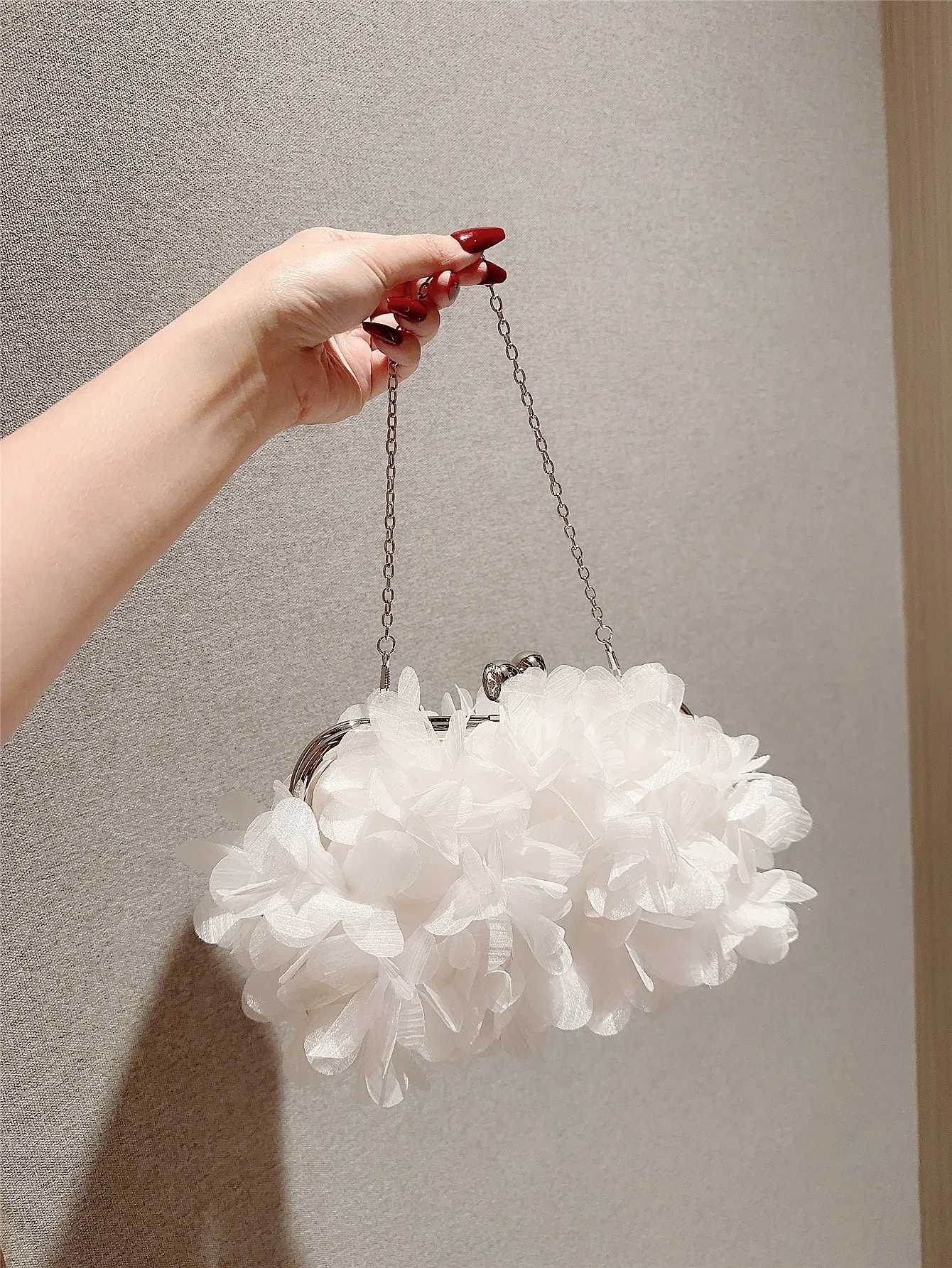 Lady Spring Summer white Wedding Bag Flower Design Romantic Bridal Bag Clutch Prom Bag Party Bag Evening Bag Dress Bag Chain Bag Wine Handbag H251027