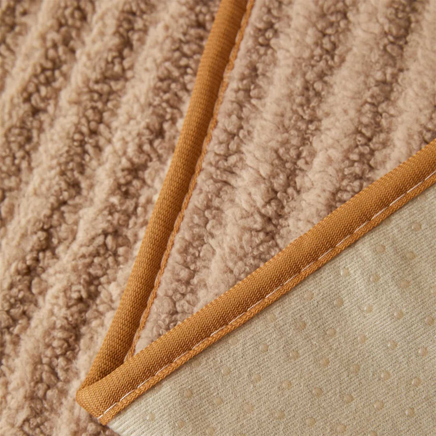 ic Stripe Jacquard Sherpa Sofa Cover Winter AntiSlip Couch Seat Cover for Living Room Sofa Towel Furniture Decor C251028