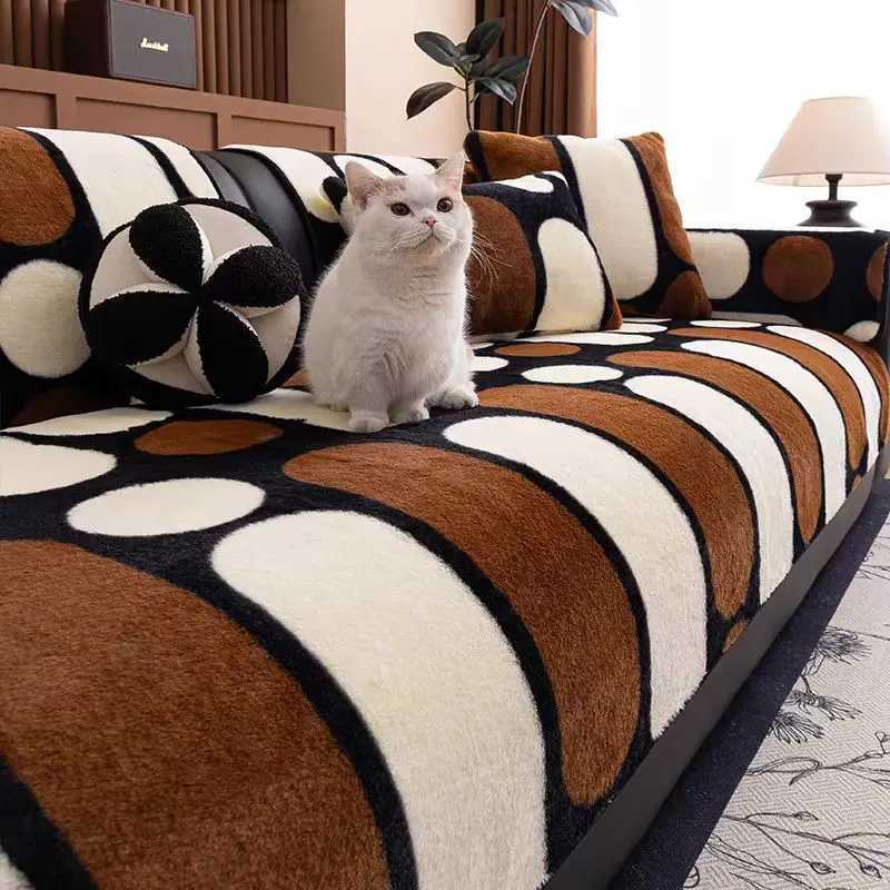 Thickened Rabbit Plush Sofa Cover NonSlip SkinFriendly Velvet Warm Living Room Backrest Armrest Cushion for Autumn Winter C251028