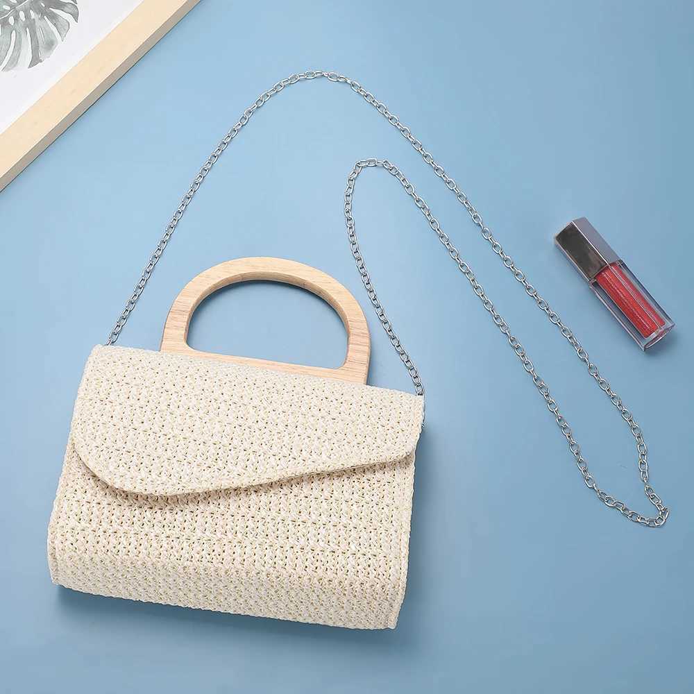 A handheld wooden handle vintage shoulder bag with a disassembled metal chain crossbody bag for the evening H251027