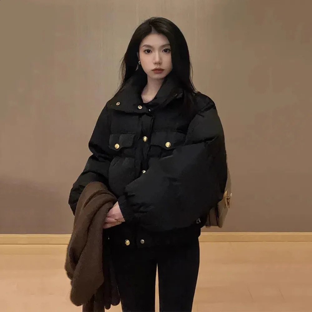 Temperament Short Cotton Coat Womens 2024Winter Fashion Crop Jackets For Woman Black Thicken Bread Clothing Trend Ladies Parkas 251015