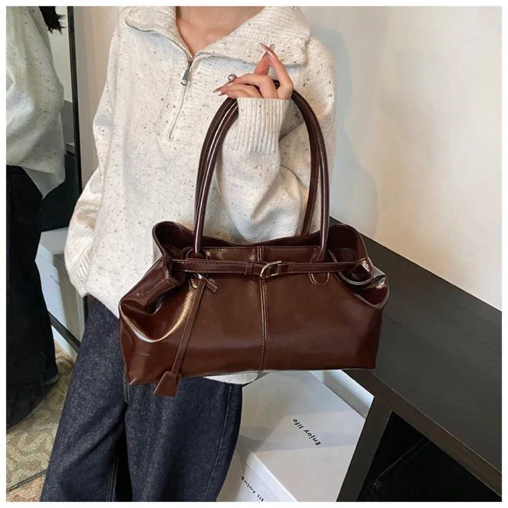 Fashion Oil PU Leather Handbag Large Capacity Multifunctional Tote Bag Casual Shoulder Bag Work Shopping TravelW251028