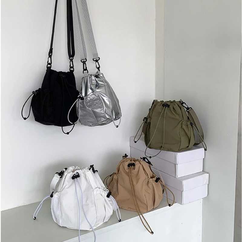 Fashion Nylon Bucket Bag Crossbody Purse Shoulder Bags for Shopping and TravelW251028