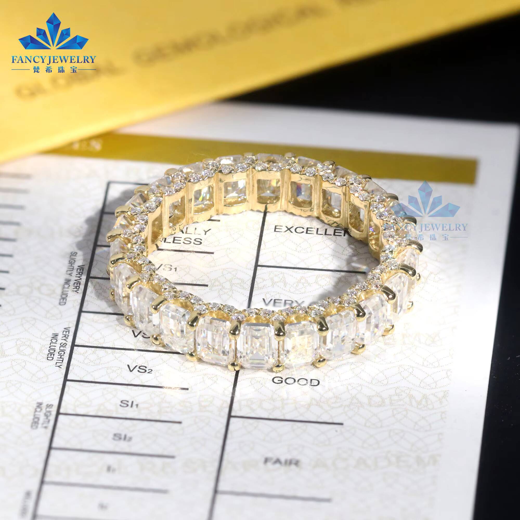 Luxury Jewelry 14K Real Solid Gold Iced Out D VVS1 34mm Emerald Cut Moissanite Diamond Band Ring for Wedding Engagement