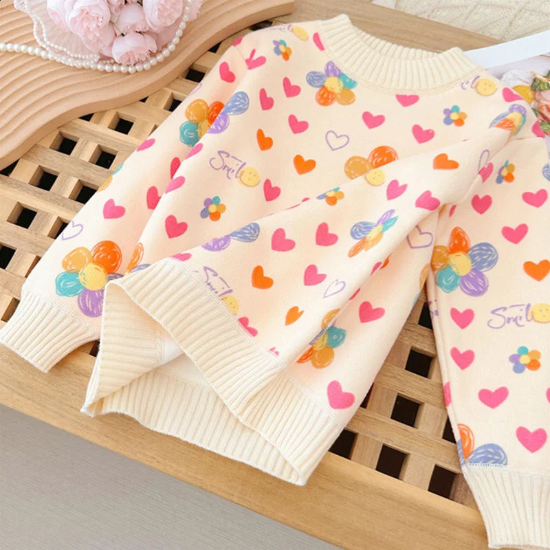 Girls Sweater AutumnWinter Thickened Fashion Childrens Knitted Sweater Girls Top Sweet and Cute 251027