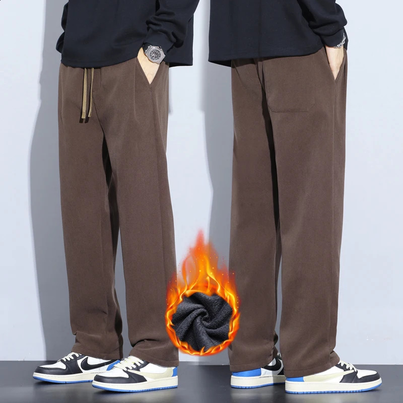 Coffee Khaki Black Gray Loose Casual Pants Men Winter Fleece Thermal Fashion Trousers Thick Velvet Straight Wide Leg Sweatpants 251027