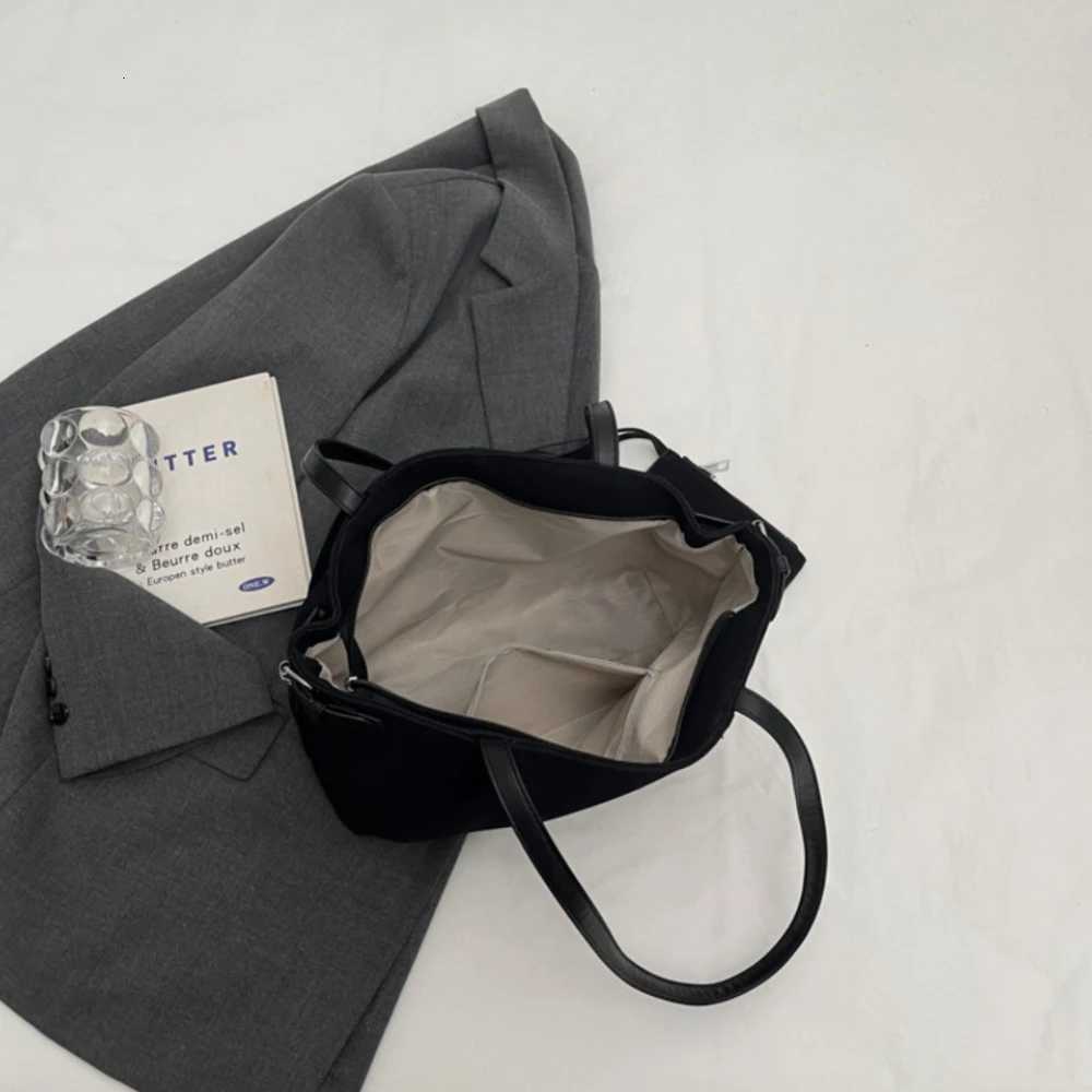 Women Suede Tote Bag with Inner Pocket Underarm Bag with Zipper Solid Color Satchel Bag for Work Travel Purses and Handbags 2025W251028