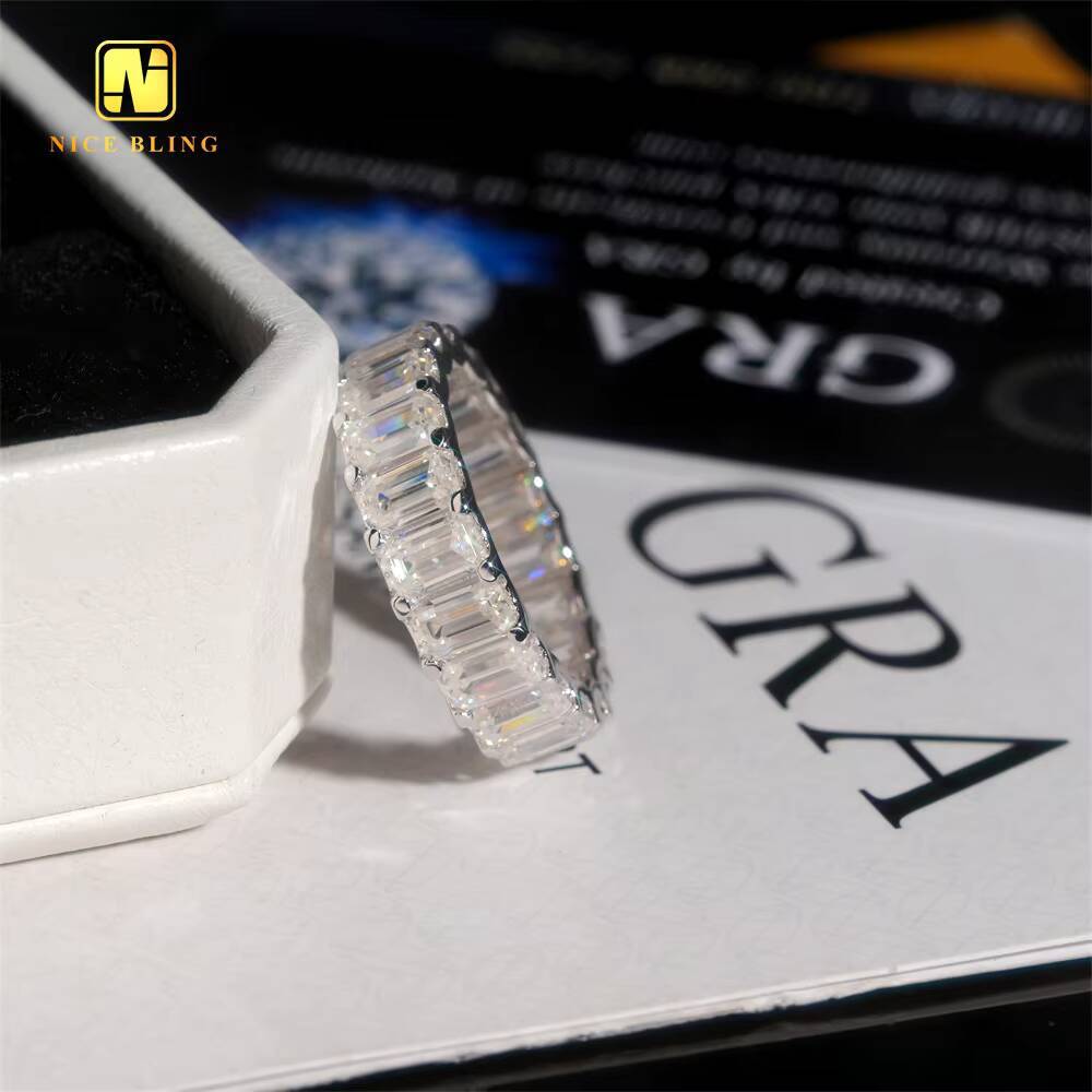 Fine Iced Out Wedding Ring VVS Moissanite 925 Silver Rings Daily Jewelry Diamond Emerald Cut Engagement Ring for Women Men
