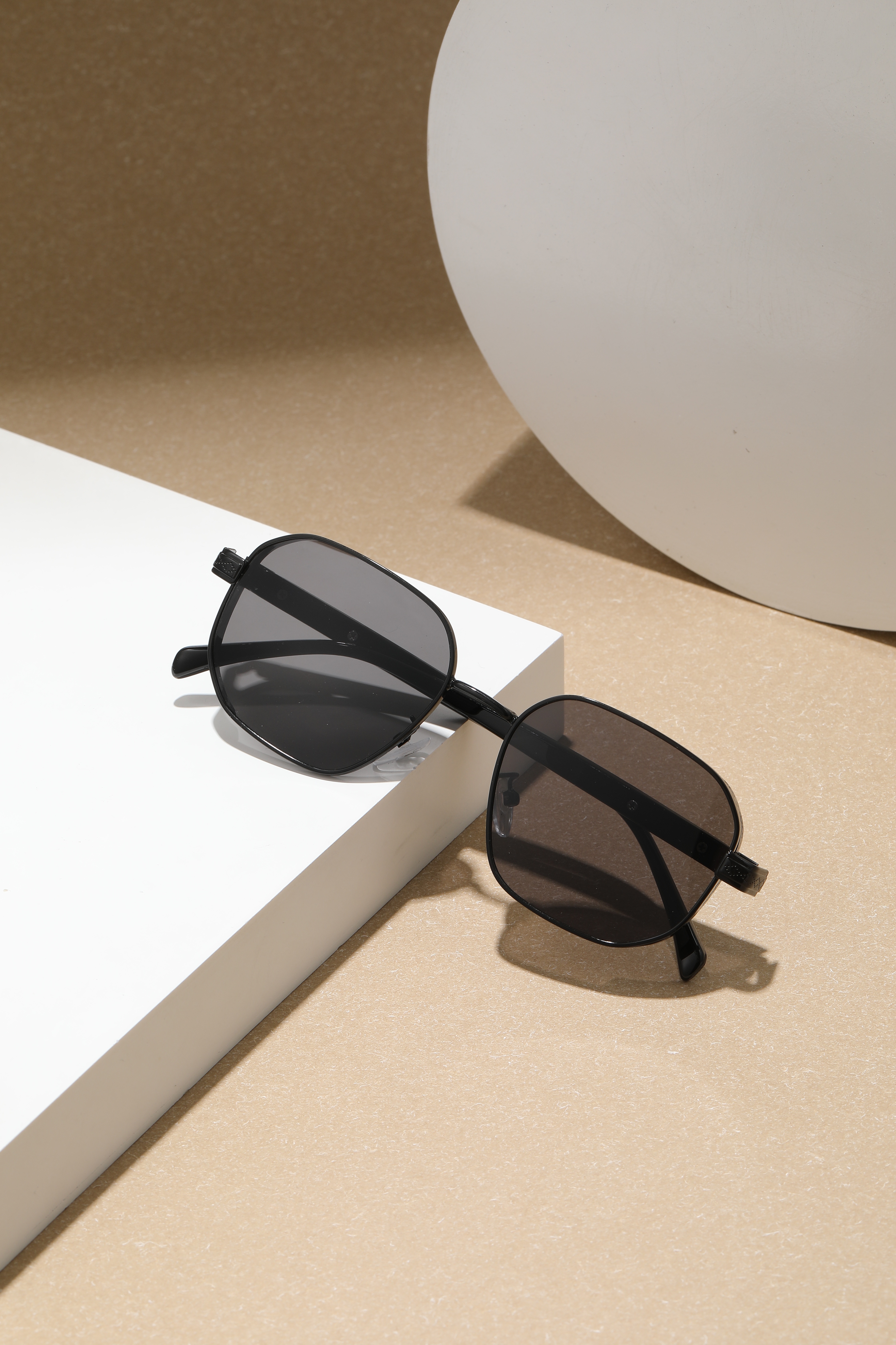 1pc Double-Bridge Pilot Metal Frame #90s Retro Metal Small Frame Heavyweight Men's Sunglasses Thick Frame Geometric Hexagonal Women's Fashio