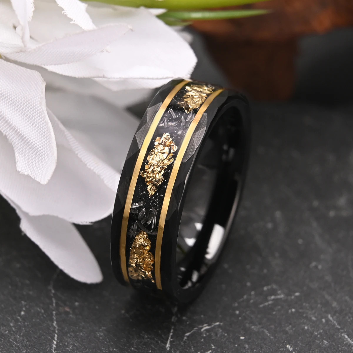 8mm Classic Fashion Tungsten Carbide Ring Black with Golden Foil Wedding Engagement Ring for Men and Women Jewelry Gift 251023