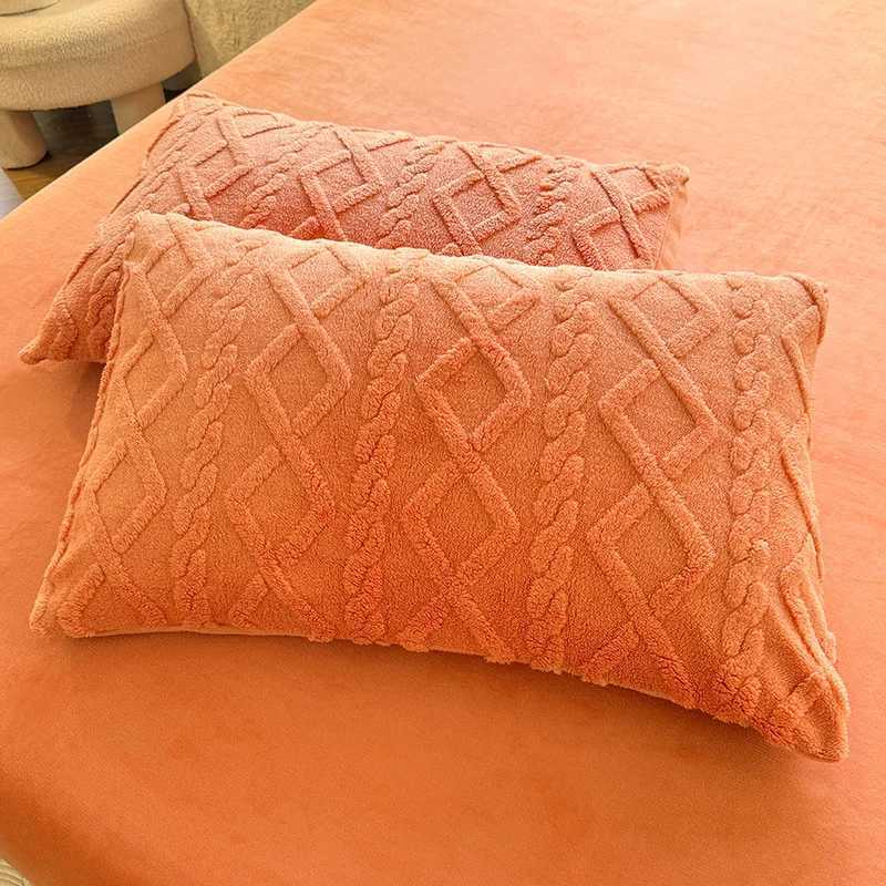 Pillow Case Milk Fleece Winter Thickened case Bedding Coral Fleece Simple Luxury Winter Warm Soft s Cover C251028