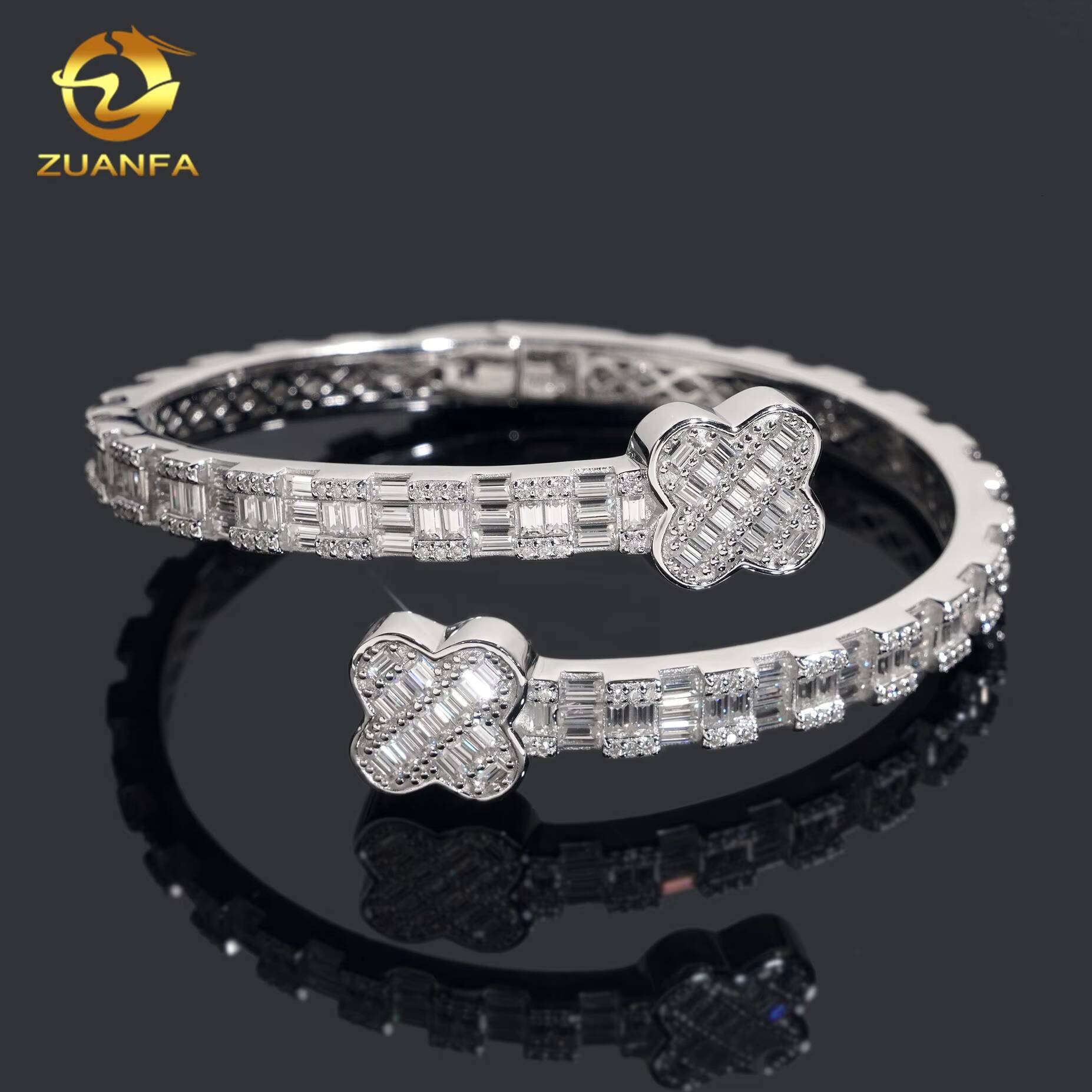 925 Sterling Silver Iced Out Hip Hop Jewelry VVS Moissanite Diamond Four Leaf Clover Bracelet Bangle Men