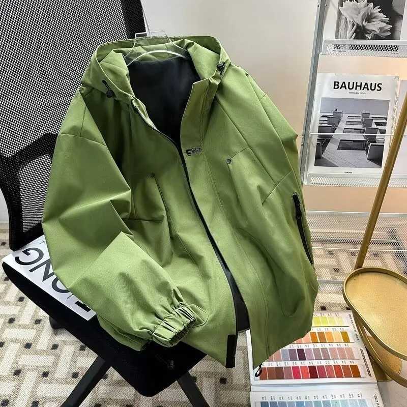 2025 Autumn Hiking Jackets Men High Quality Windbreaker Hot Sell Waterproof Windproof For Mountaineering Outdoor Running X251028