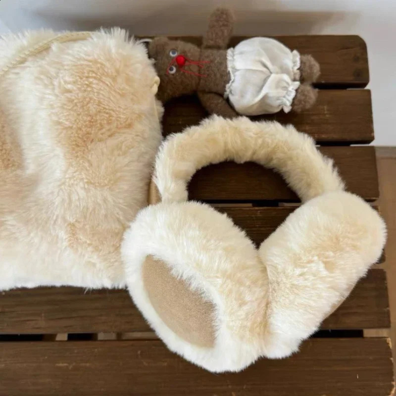 Fashion Plush Ear Muffs Foldable Thicken Wool Ear Cover for Women Men Winter Warm Suede Earflap Outdoor Cold Protection Earmuffs 251027