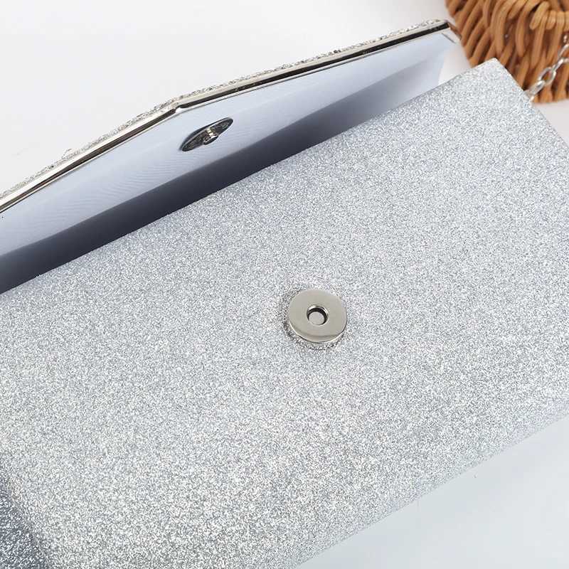 Oblique Straddle Bag for Women Fashionable and Simple Banquet Handbag Metal Chain Shoulder Bag Storage Bag New H251027