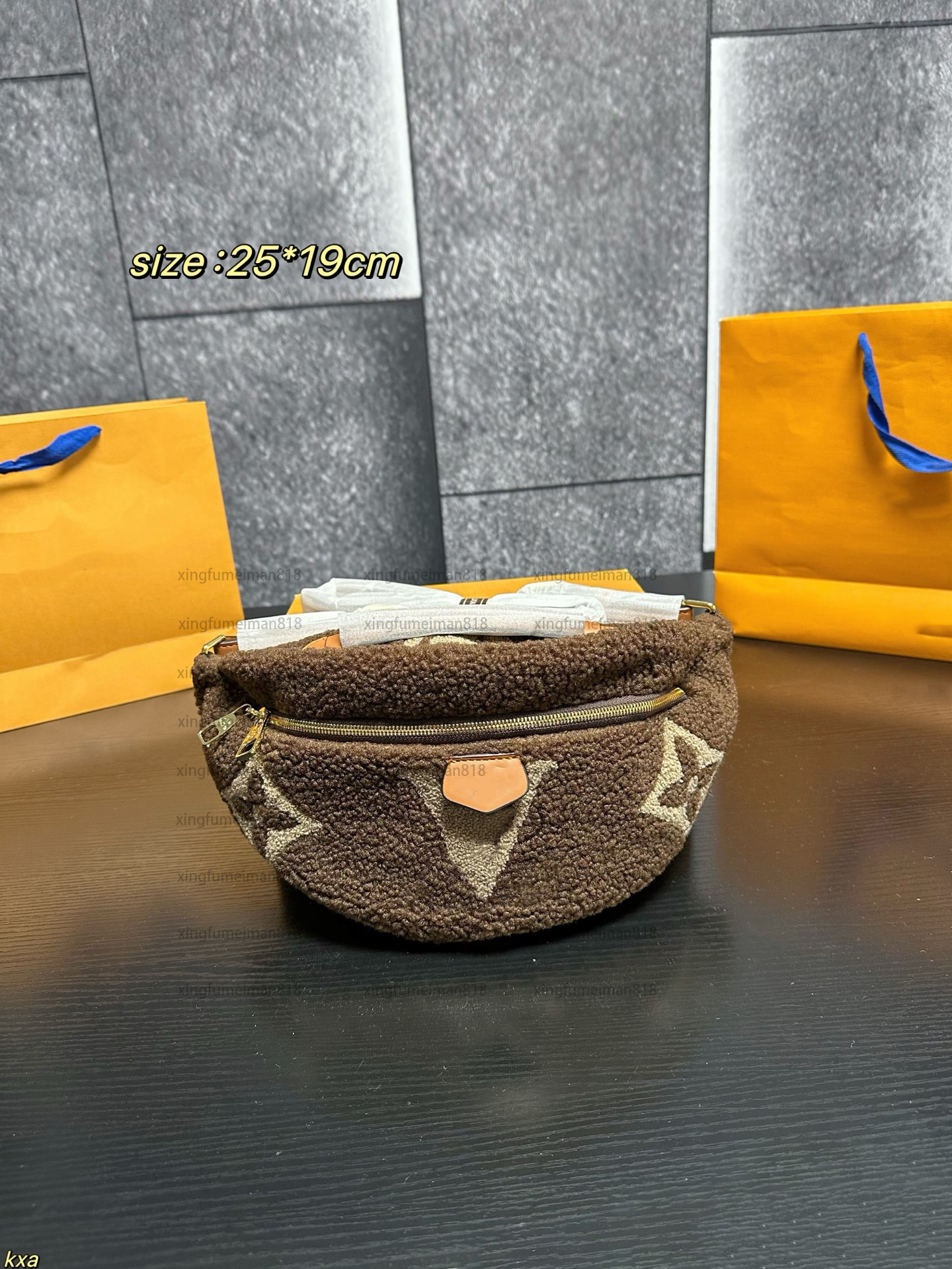 Womens Designer Winter Purse Bags Luxury Totes Bags Fashion Shoulder Bags Crossbody Purses Lamb Wool Genuine Soft Fur Bumbag Classic Shoulder Belt Bags Lady Handbag