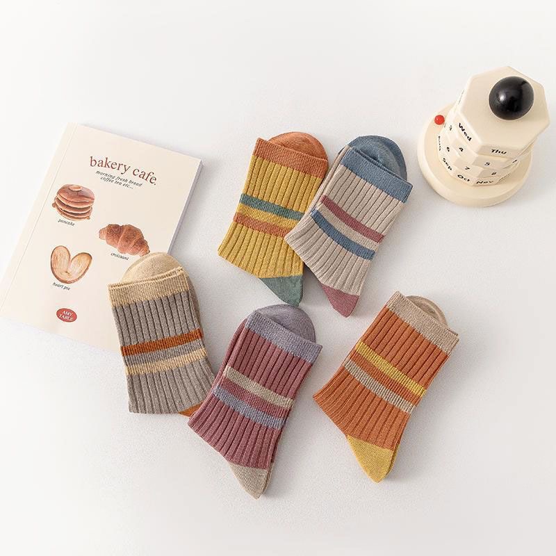 OC5002 Four Season Universal Women's Socks Sweat Absorbing Breathable Midsole Wholesale Customized Color Stripes Fashionable Casual Color Matchin