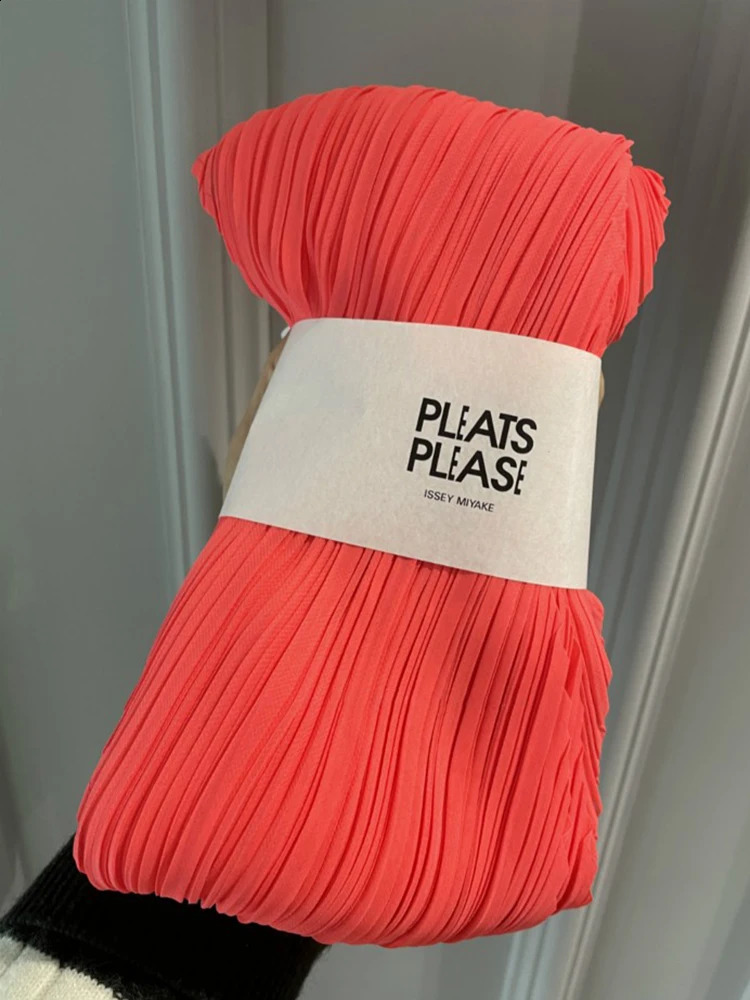 Miyake Pleated Women Scarf Shawl Fabric Korean Fashion Thin Sunscreen Scarf Foulard Femme Luxe Marque Hijabs for Woman 251027