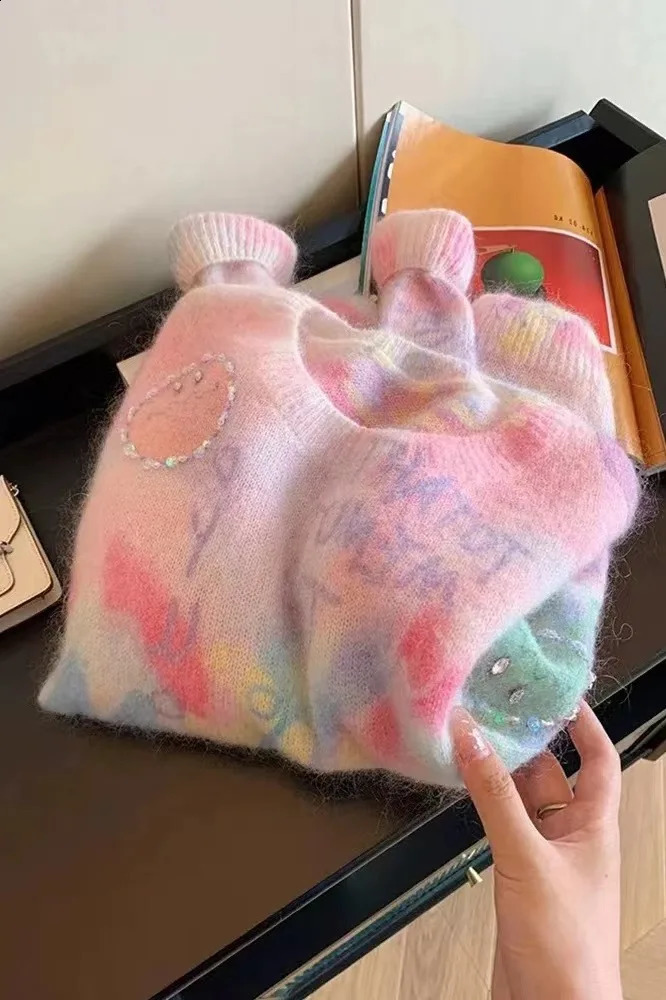 Fashion Lazy Autumn Letters Printed Soft Loose Sweater Tops Casual Women O Neck Knitted Mohair Diamonds Knitwear Pullovers 251027