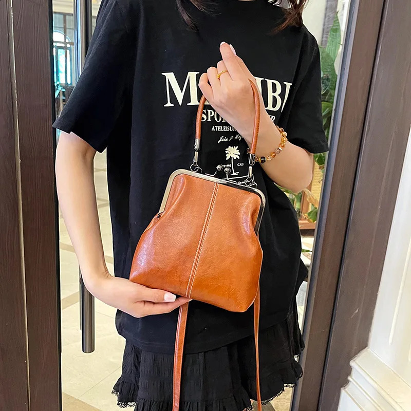 Vintage Style Women Handbag Brown Versatile Shoulder Bag PU Leather Ladys Shell Purses Crossbody Bags 251028