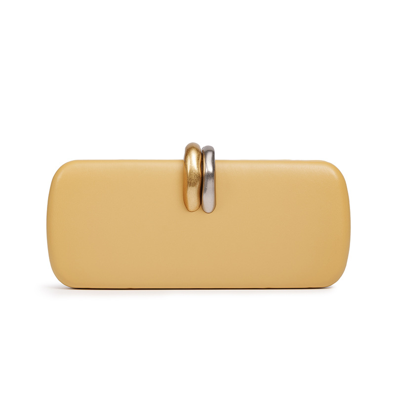 2025 European and American retro clutch bag fashionable princess bag celebrity banquet shoulder chain crossbody evening bag for women