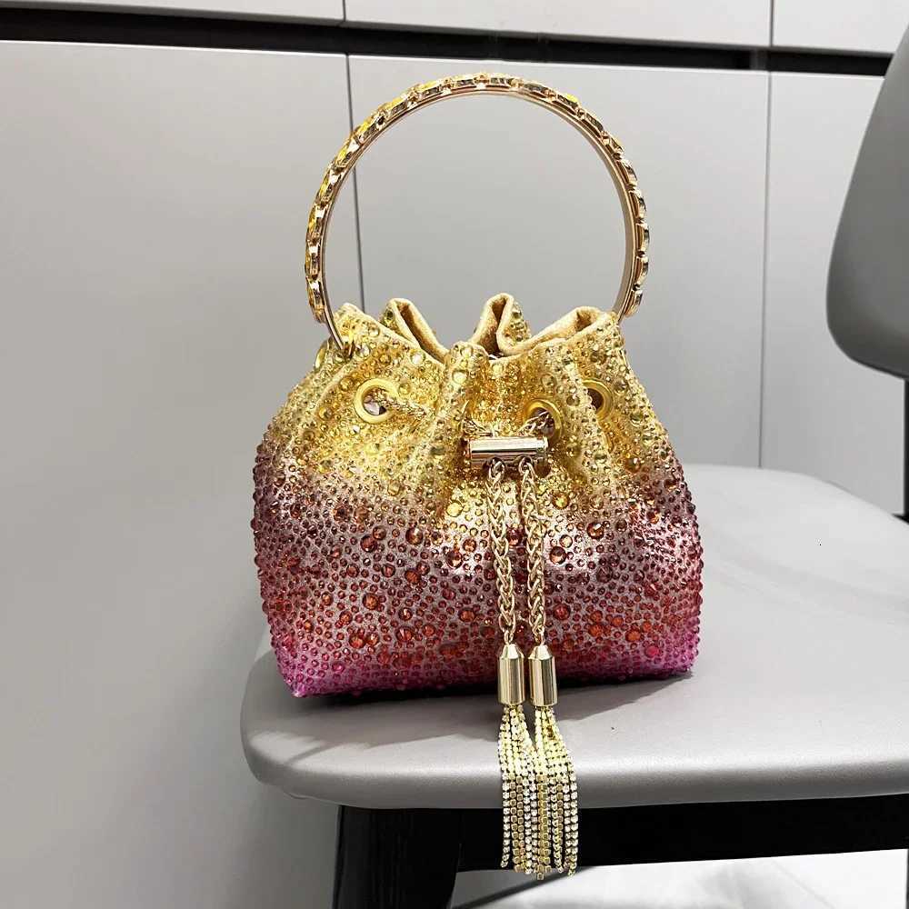 Handle Rhinestones Evening clutch Bag Purses and handbag Designer shoulder bag Shiny Crystal Clutch purse bucket bag H251027