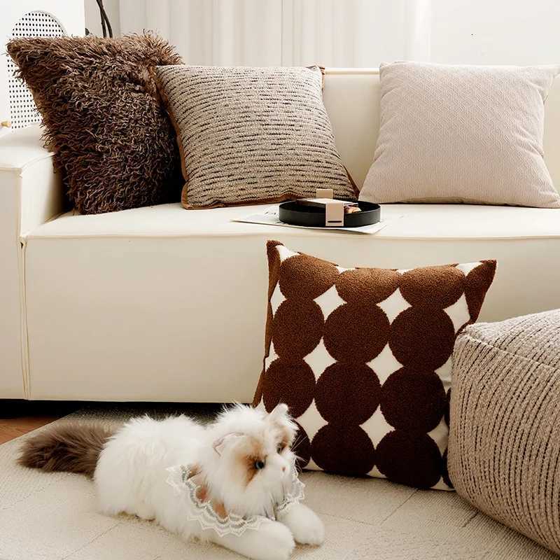 Pillow Case 30X5045x45CM Retro Light Luxury Throw Cover Embroidered Velvet Stamping Waist Cushion Cover Home Decorative case C251028