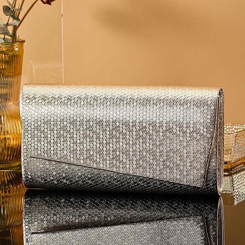 Polka Dot Metal Grain Handbag with Chain Shoulder Hardware Jewelry Storage Bag for Evening Dress Large Capacity H251027